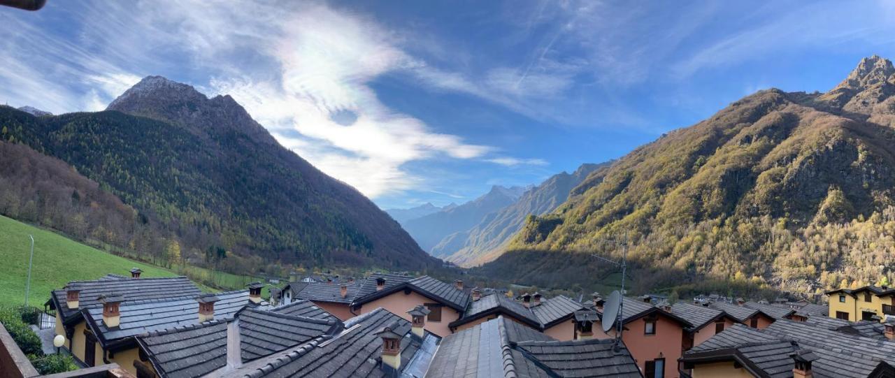 ヴァルボンディオーネFinestra Sulle Alpi Orobieアパートメント エクステリア 写真