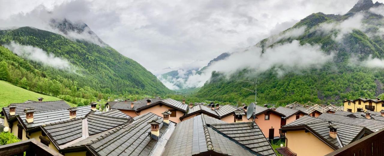 ヴァルボンディオーネFinestra Sulle Alpi Orobieアパートメント エクステリア 写真